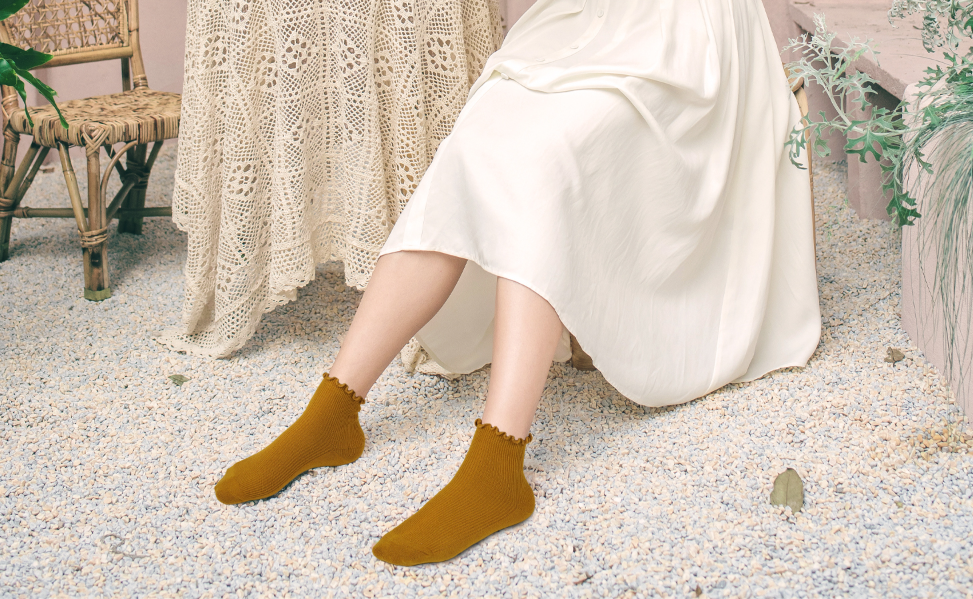 BomKinta Ankle Ruffle Socks Women - Cute Crew Frilly Sock - Low Cut Cotton Socks